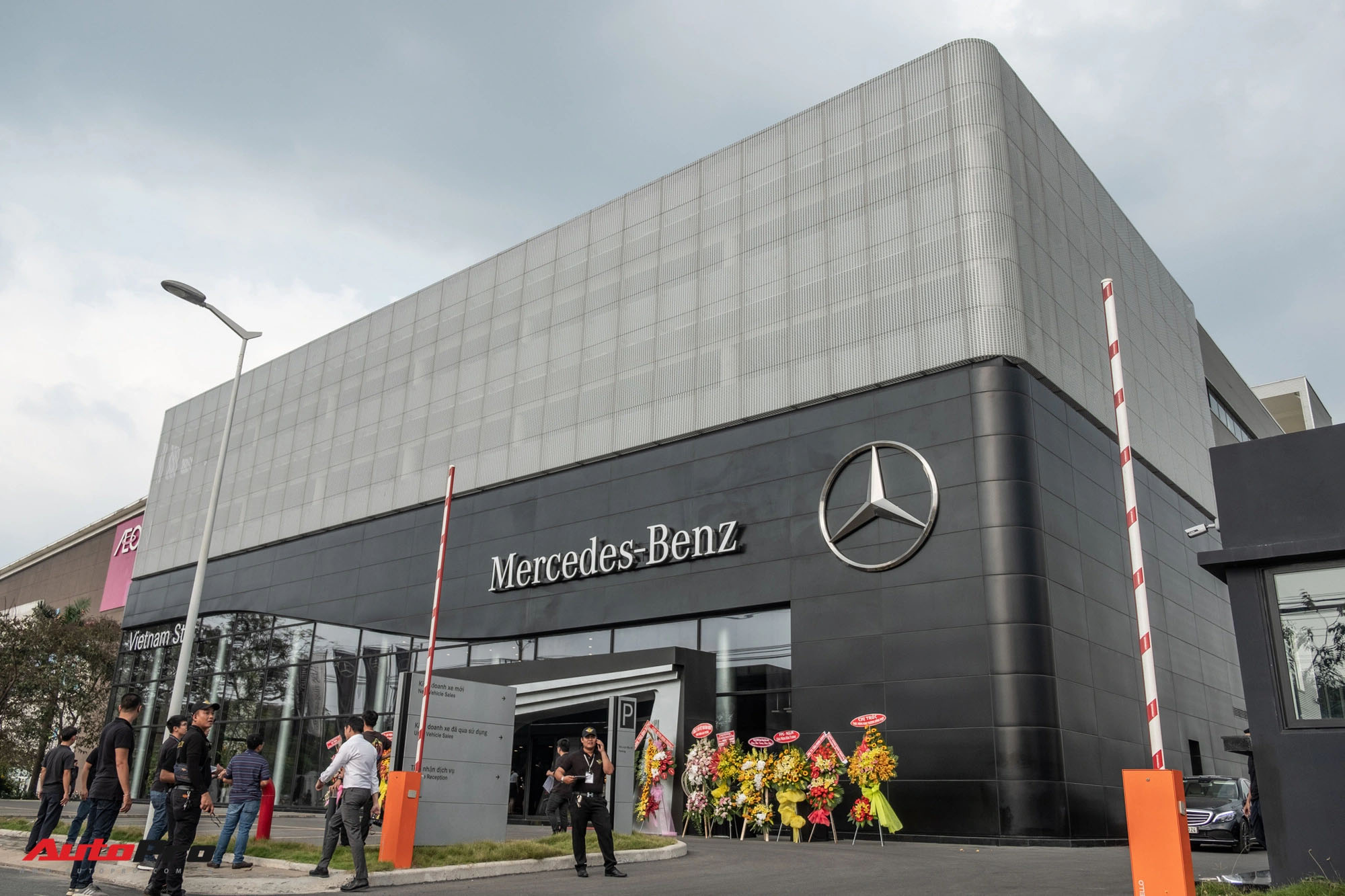 CÔNG TY TNHH MERCEDES - BENZ VIỆT NAM